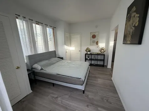 811 SE 16th Street Fort Lauderdale FL 33316