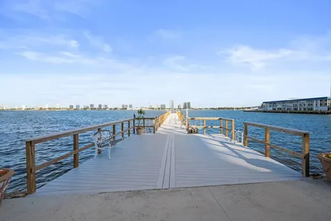 3040 Lake Shore Drive Riviera Beach FL 33404