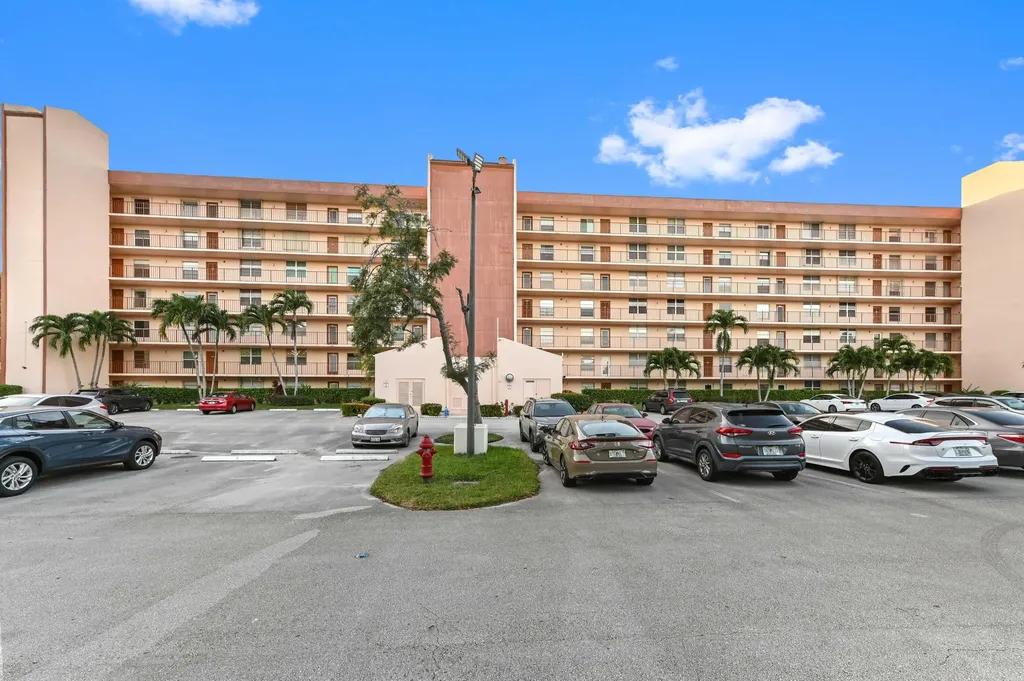 14671 Bonaire Boulevard Delray Beach FL 33446
