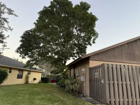 1389 Pines Lane West Palm Beach FL 33415