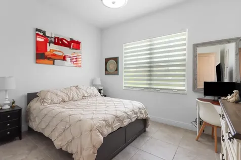 9282 SW Miracoli Way Port Saint Lucie FL 34987