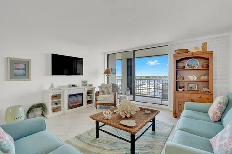 132 Lakeshore Drive North Palm Beach FL 33408