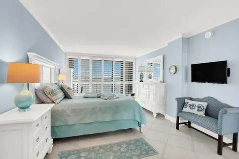132 Lakeshore Drive North Palm Beach FL 33408