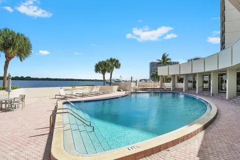 132 Lakeshore Drive North Palm Beach FL 33408