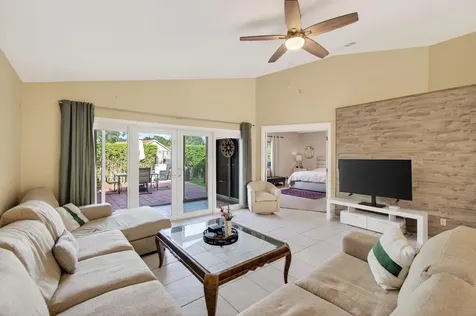 7574 Ironbridge Circle Delray Beach FL 33446