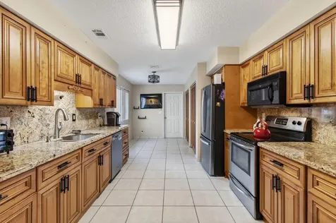 7574 Ironbridge Circle Delray Beach FL 33446