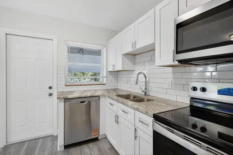 1941 Taft Street Hollywood FL 33020