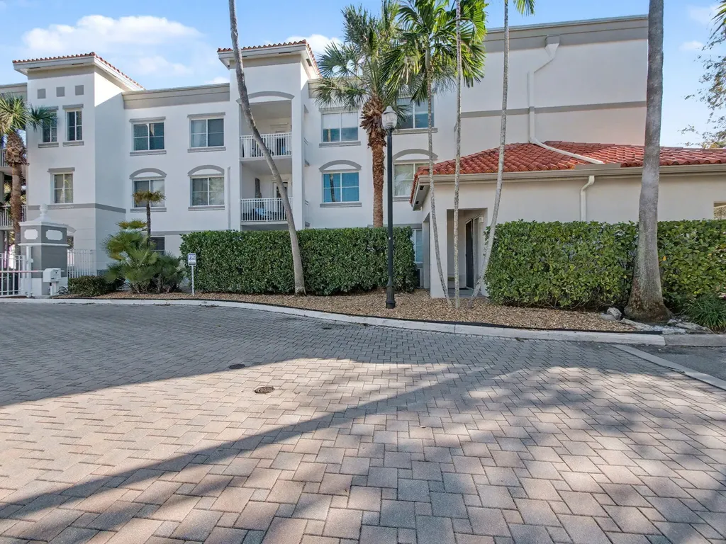 11010 Legacy Drive Palm Beach Gardens FL 33410