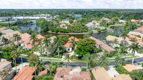 14325 Stroller Way Wellington FL 33414