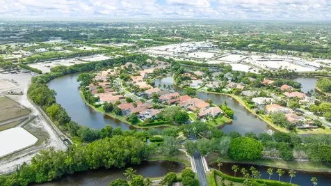 14325 Stroller Way Wellington FL 33414
