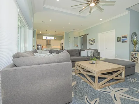 395 Sw Sapphire Way Vero Beach FL 32968