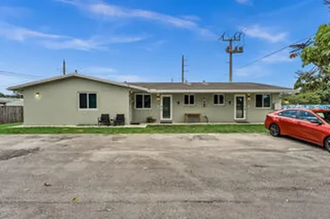 2747 Griffin Road Fort Lauderdale FL 33312