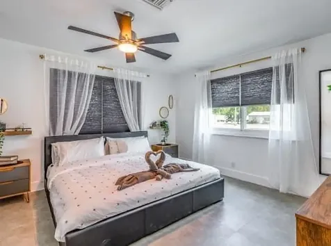 2747 Griffin Road Fort Lauderdale FL 33312