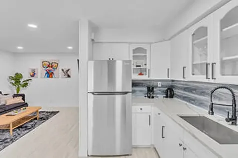 2747 Griffin Road Fort Lauderdale FL 33312