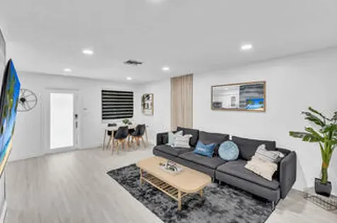 2747 Griffin Road Fort Lauderdale FL 33312