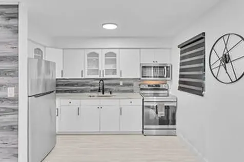 2747 Griffin Road Fort Lauderdale FL 33312