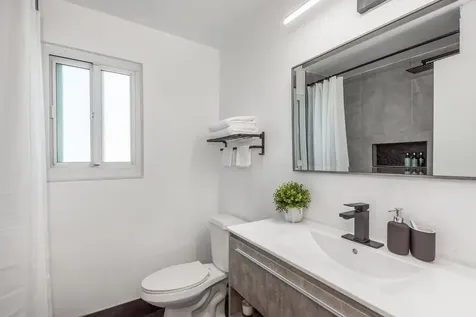 2747 Griffin Road Fort Lauderdale FL 33312