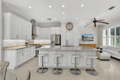 934 Augusta Pointe Drive Palm Beach Gardens FL 33418