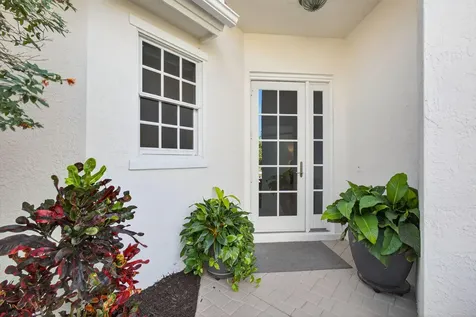 934 Augusta Pointe Drive Palm Beach Gardens FL 33418