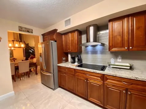 1996 Lake Breeze Court Wellington FL 33414