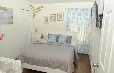 1996 Lake Breeze Court Wellington FL 33414