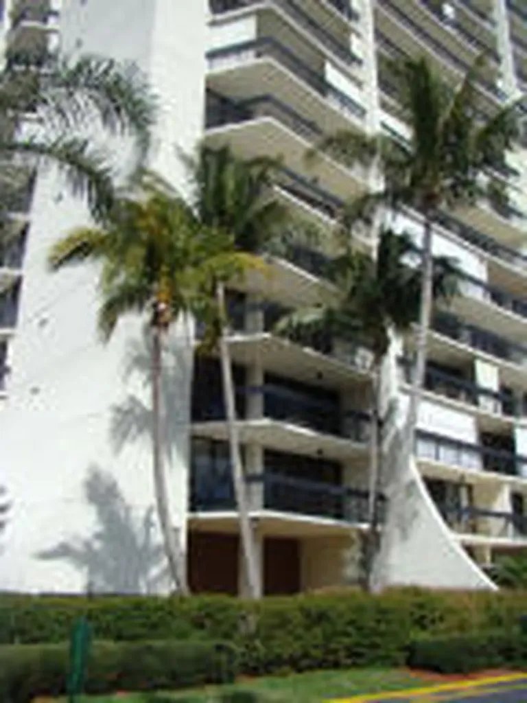 2400 Presidential Way West Palm Beach FL 33401