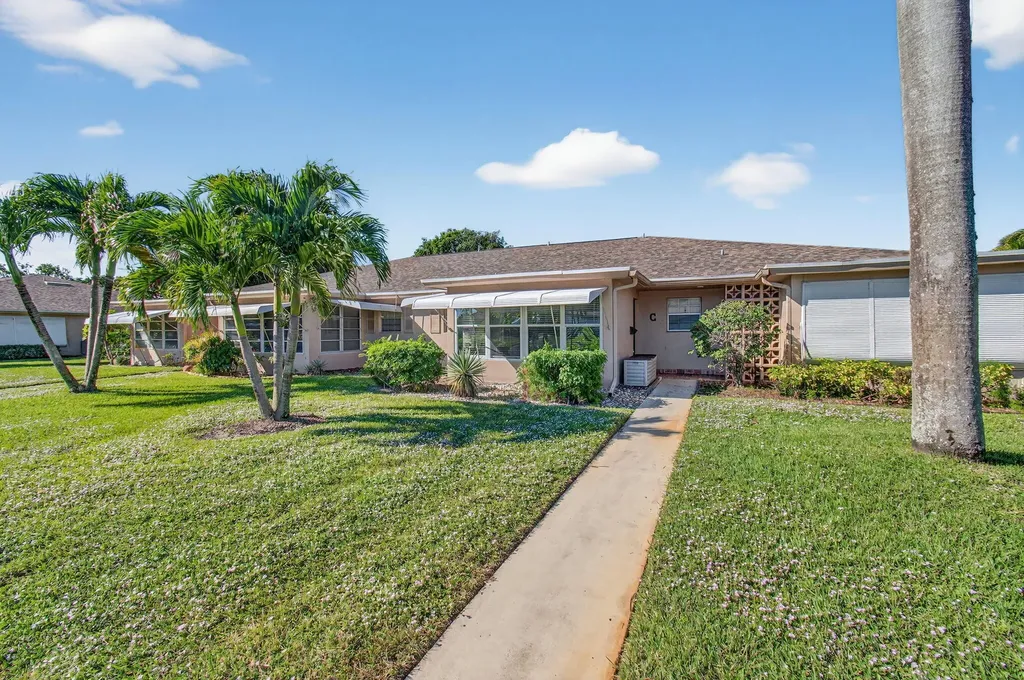 1382 High Point Way Delray Beach FL 33445
