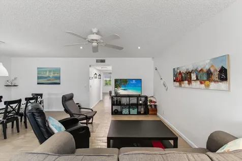 1382 High Point Way Delray Beach FL 33445