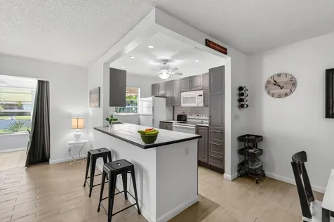 1382 High Point Way Delray Beach FL 33445