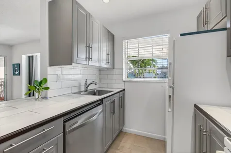 1382 High Point Way Delray Beach FL 33445