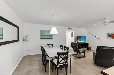1382 High Point Way Delray Beach FL 33445