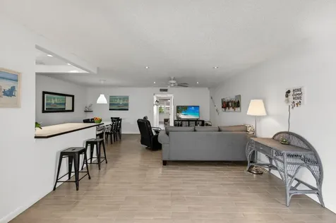 1382 High Point Way Delray Beach FL 33445
