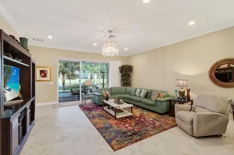 9077 Vander Cove Boynton Beach FL 33473