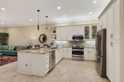 9077 Vander Cove Boynton Beach FL 33473