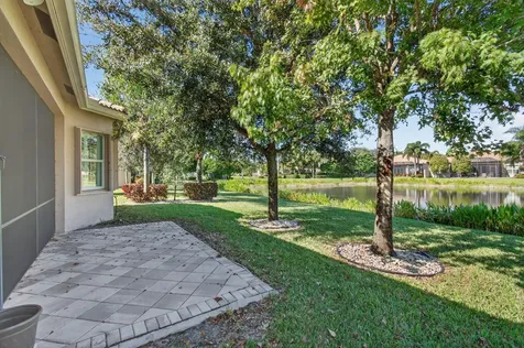 9077 Vander Cove Boynton Beach FL 33473