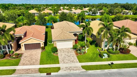 9077 Vander Cove Boynton Beach FL 33473