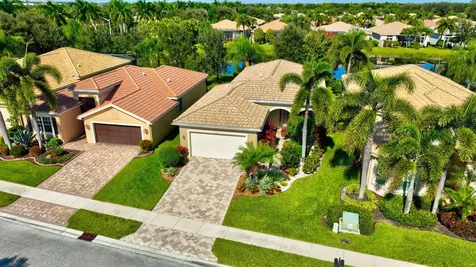 9077 Vander Cove Boynton Beach FL 33473
