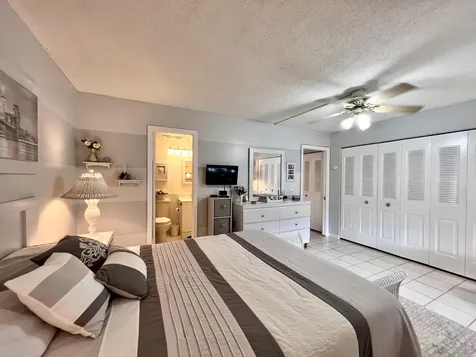 12 Andover A West Palm Beach FL 33417