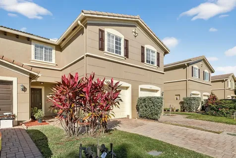 2245 Sw Portsmouth Lane Port Saint Lucie FL 34953