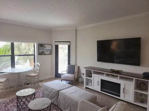 300 Uno Lago Drive Juno Beach FL 33408