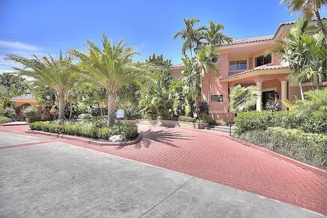 300 Uno Lago Drive Juno Beach FL 33408