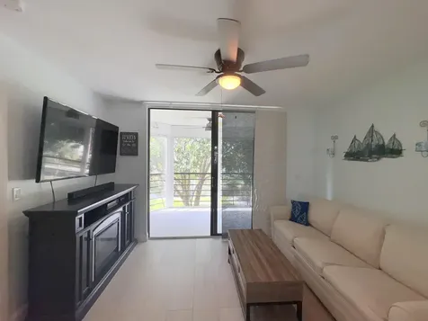 3138 Via Poinciana Lake Worth FL 33467