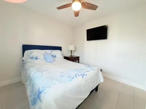 3138 Via Poinciana Lake Worth FL 33467