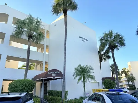 3138 Via Poinciana Lake Worth FL 33467