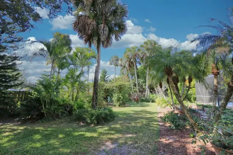 2142 Sw Jaguar Avenue Port Saint Lucie FL 34953