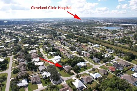 2142 Sw Jaguar Avenue Port Saint Lucie FL 34953