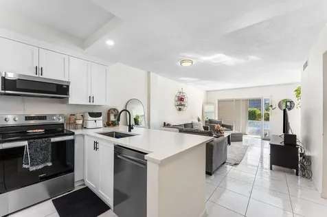 5701 Nw 2nd Avenue 105 Boca Raton FL 33487