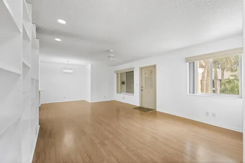 313 Pine Ridge Circle Greenacres FL 33463