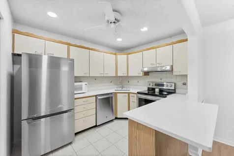 313 Pine Ridge Circle Greenacres FL 33463