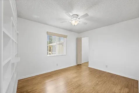 313 Pine Ridge Circle Greenacres FL 33463